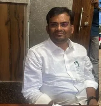  लोकायुक्त ने भाजपा विधायक को 5 लाख रुपये की रिश्वत लेते हुए रंगे हाथों पकड़ा..जानें क्या है यह पूरा मामला