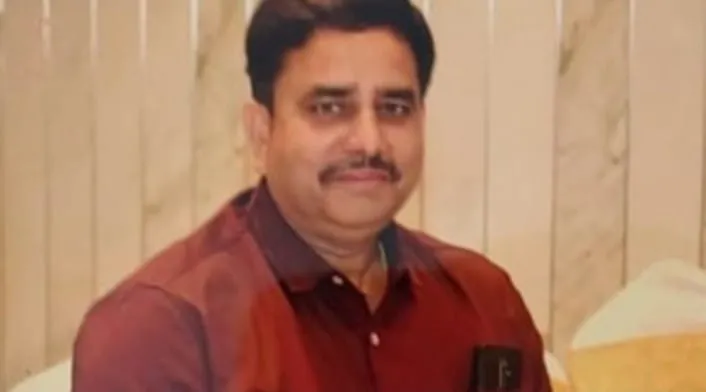 लखनऊ में ड्रम में मिला शराब कारोबारी का शव, बेटे को पुलिस ने हिरासत में लिया