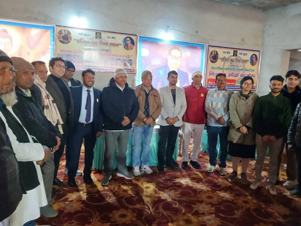 मेरठ मेडिकल कॉलेज ने गढ़मुक्तेश्वर में नेत्र परीक्षण शिविर आयोजित किया, 100 मरीजों को मोतियाबिंद का निशुल्क इलाज