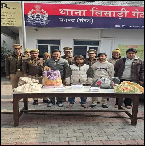 मेरठ पुलिस ने अवैध विस्फोटक सामग्री के साथ चार युवकों को गिरफ्तार किया