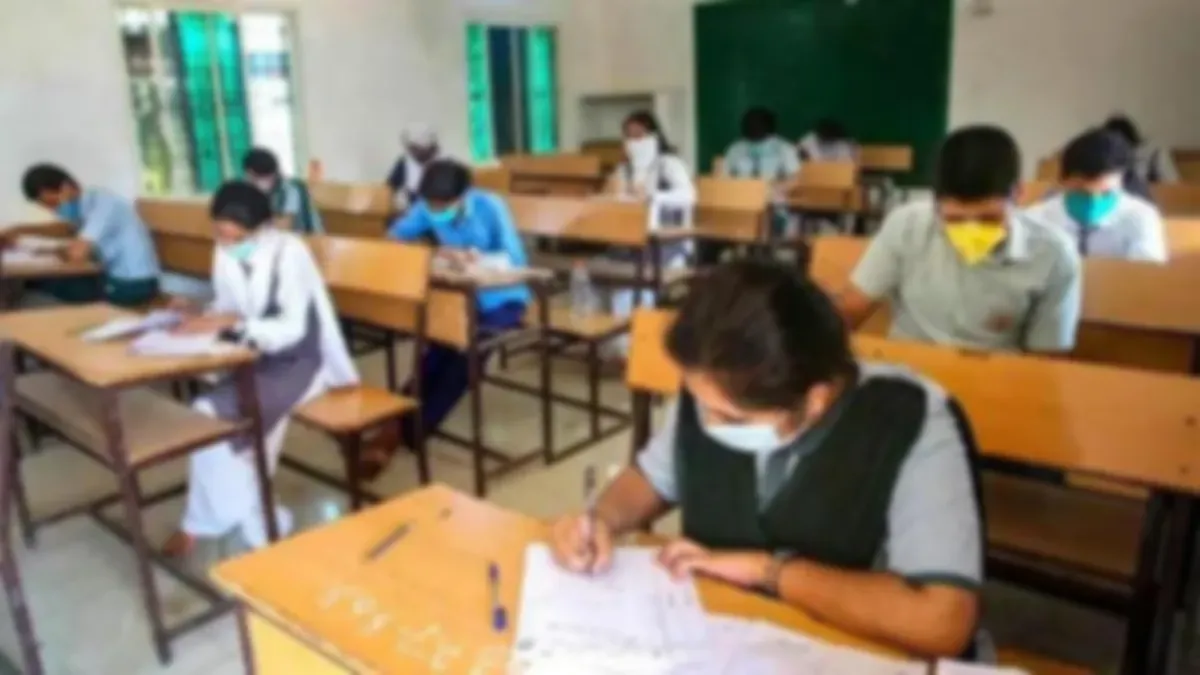 10वीं बोर्ड परीक्षा के बीच छात्रा ने शौचालय में दिया नवजात को जन्म, मध्यप्रदेश  से सामने आया चौंकाने वाला मामला पुलिस जांच में बड़ा खुलासा