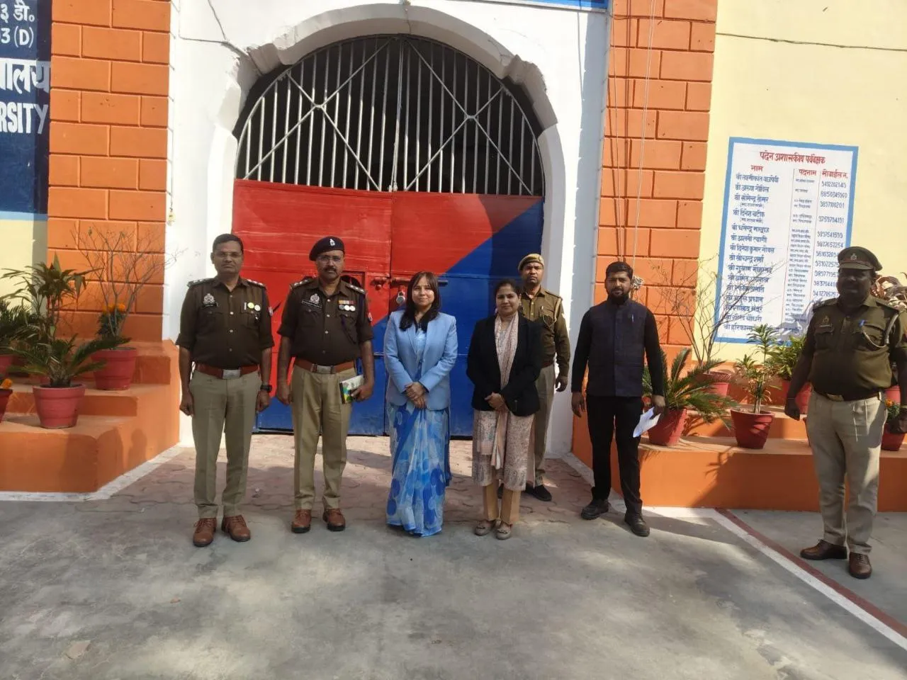 मेरठ जिला कारागार का आकस्मिक निरीक्षण, जमानत स्वीकृत बंदियों की रिहाई के निर्देश