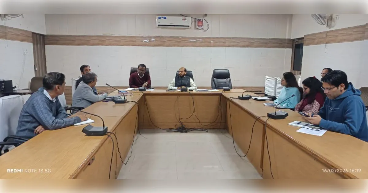 मुजफ्फरनगर: काली नदी (पूर्वी) के जीर्णोद्धार को लेकर विकास भवन में समीक्षा बैठक, सीडीओ ने दिए कड़े निर्देश