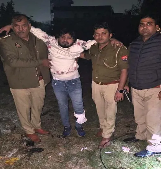 मेरठ में 25 हजार का इनामी हत्यारोपी मुठभेड़ में गिरफ्तार, पैर में लगी गोली