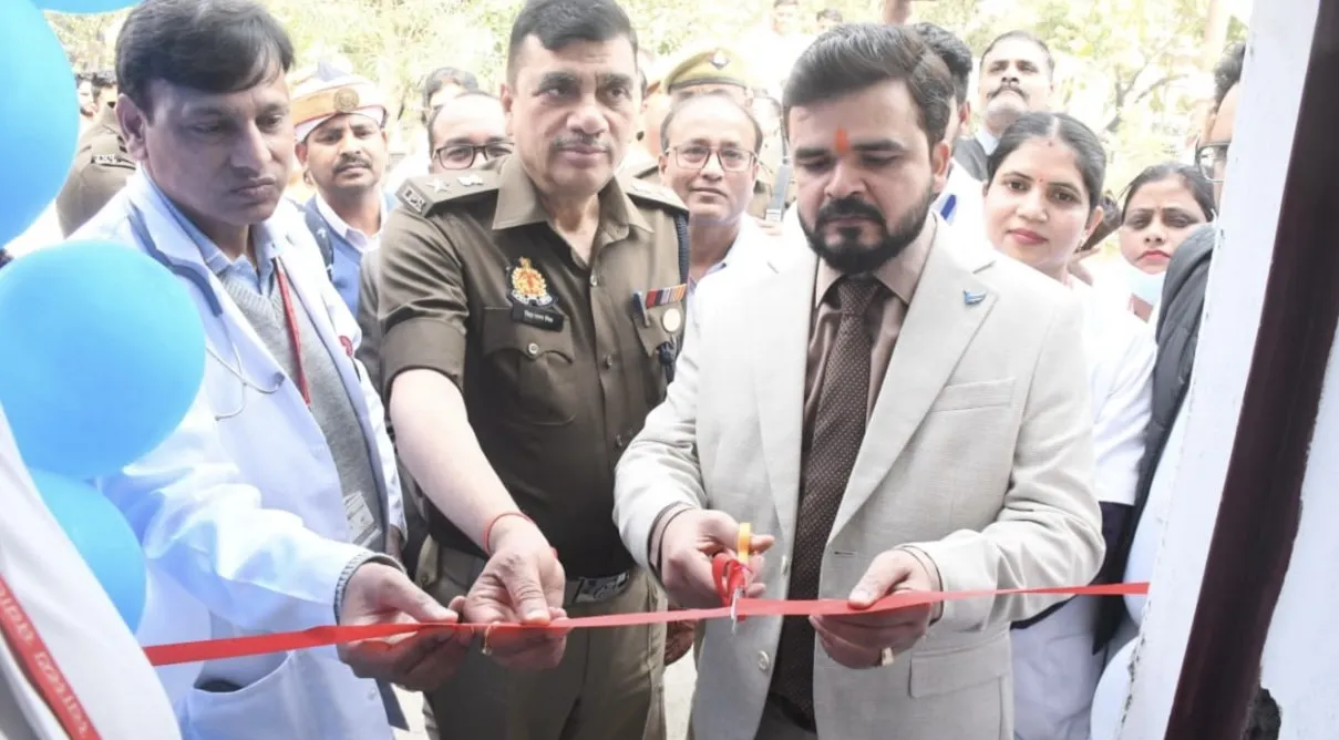 जिला अस्पताल रामपुर में प्रधानमंत्री जन औषधि केंद्र का उद्घाटन, आम जनता को सस्ती दवाओं का मिलेगा लाभ