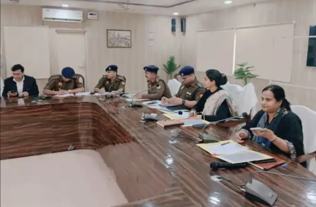 अमरोहा में होली, ईद और रमजान को लेकर पीस कमेटी की बैठक, प्रशासन ने दिए सख्त निर्देश