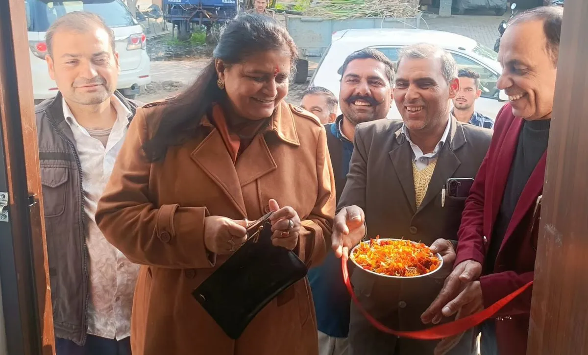 मुजफ्फरनगर: कुतुबपुर में शिक्षा की नई अलख, एमएलसी वंदना वर्मा ने किया भव्य पुस्तकालय का शुभारंभ