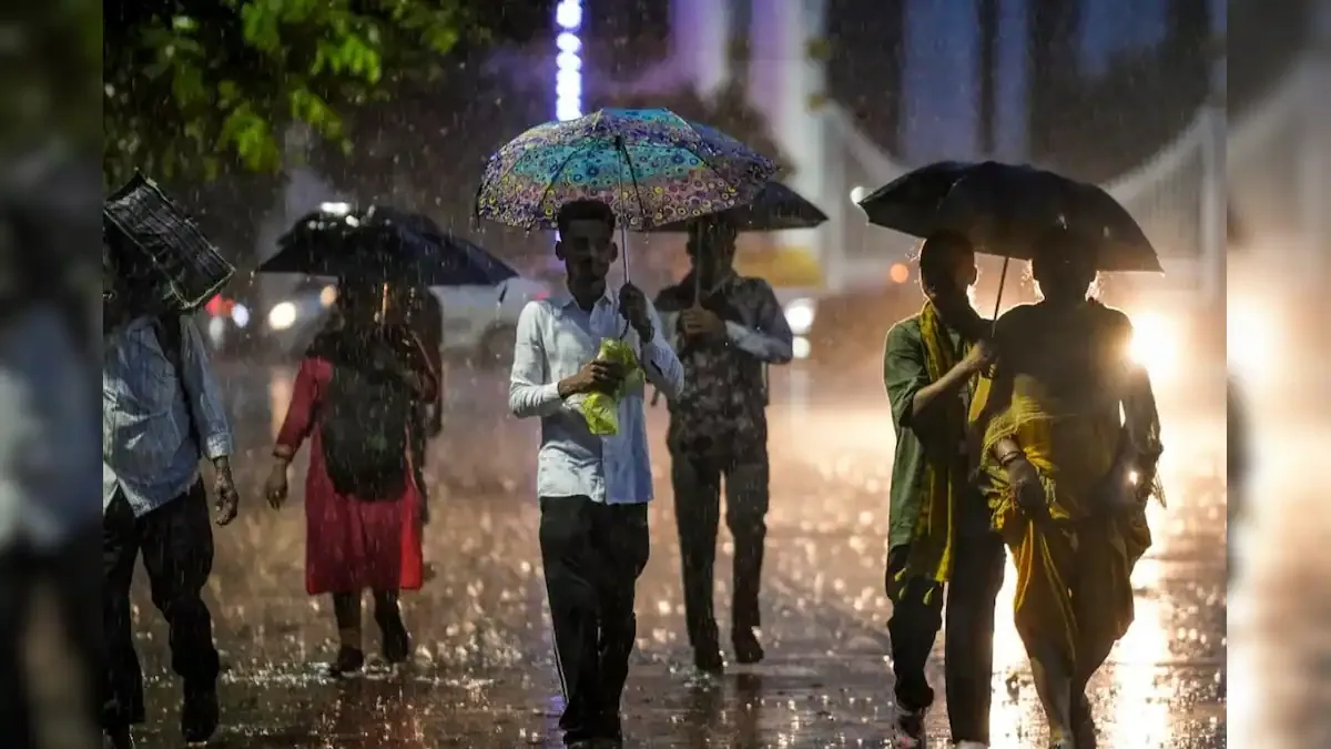 MP Weather Update: एमपी में मौसम का बड़ा पलटवार 19 फरवरी को बारिश ओले और आंधी का कहर 22 जिलों में अलर्ट जारी