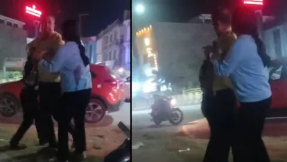 रीवा में हृदय रोग विशेषज्ञ को पत्नी ने प्रेमिका संग पकड़ा, बीच सड़क एक घंटे तक चला हाईवोल्टेज ड्रामा, वीडियो वायरल