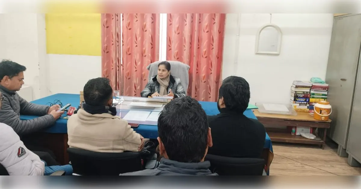 मेरठ (MEERUT): 22 फरवरी को लगेगा बृहद विधिक साक्षरता एवं सेवा शिविर, सचिव नम्रता सिंह ने मीडिया के साथ बनाई रणनीति