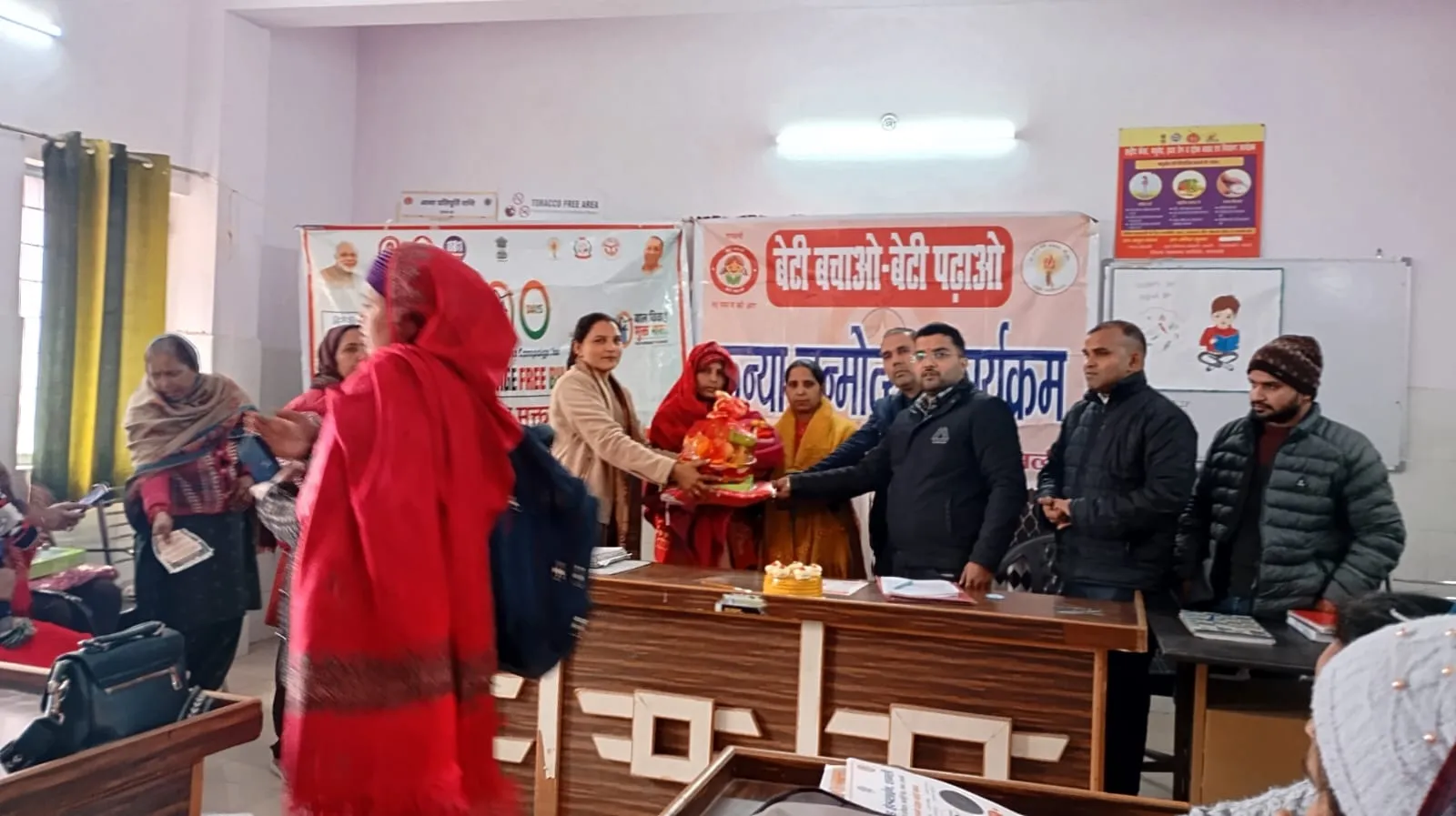 शामली: बेटी बचाओ बेटी पढ़ाओ अभियान के तहत ऊन सीएचसी में नवजात कन्याओं का जन्मोत्सव मनाया गया