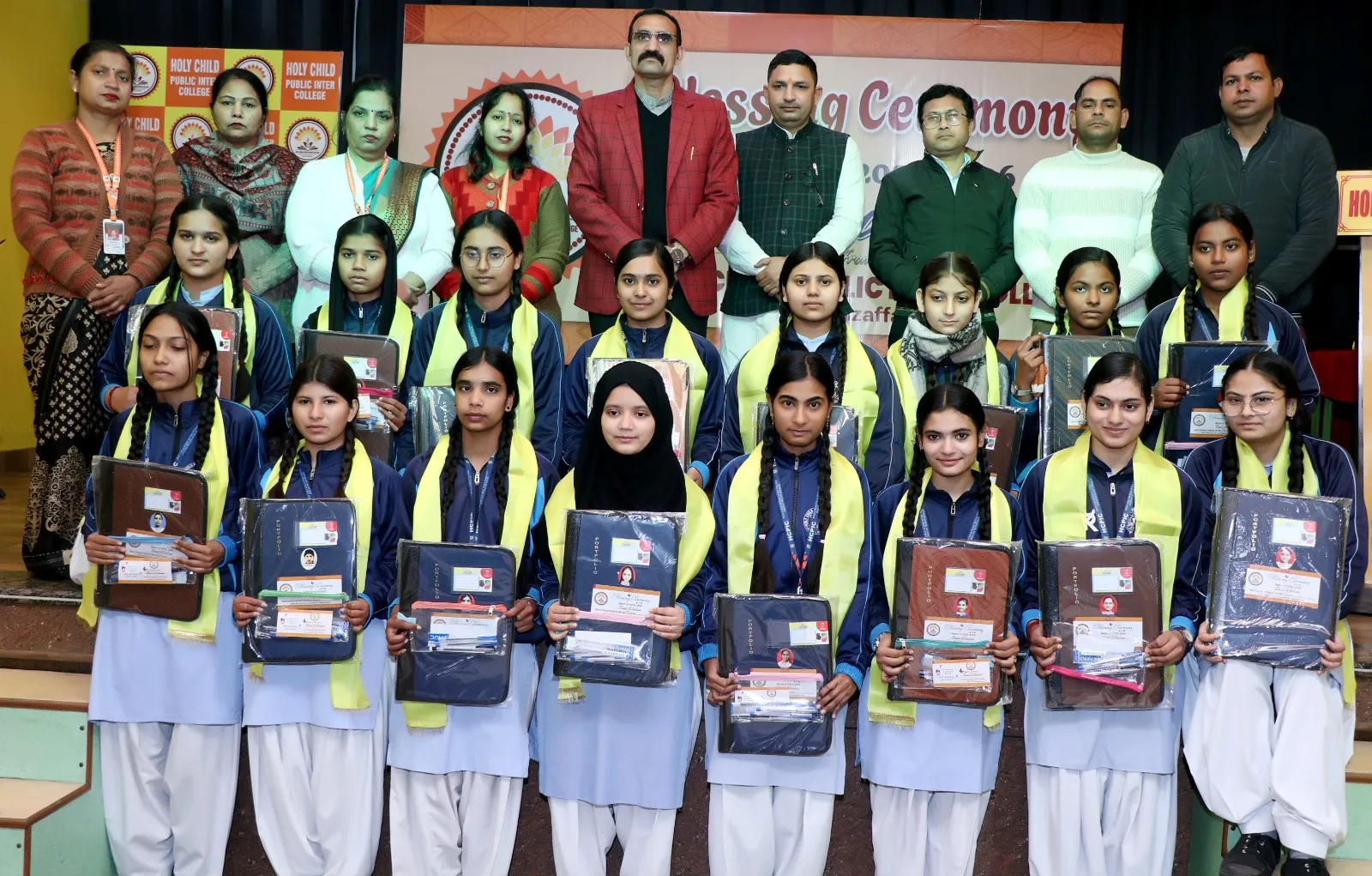 मुजफ्फरनगर में बोर्ड परीक्षा के विद्यार्थियों के लिए आशीर्वाद समारोह आयोजित