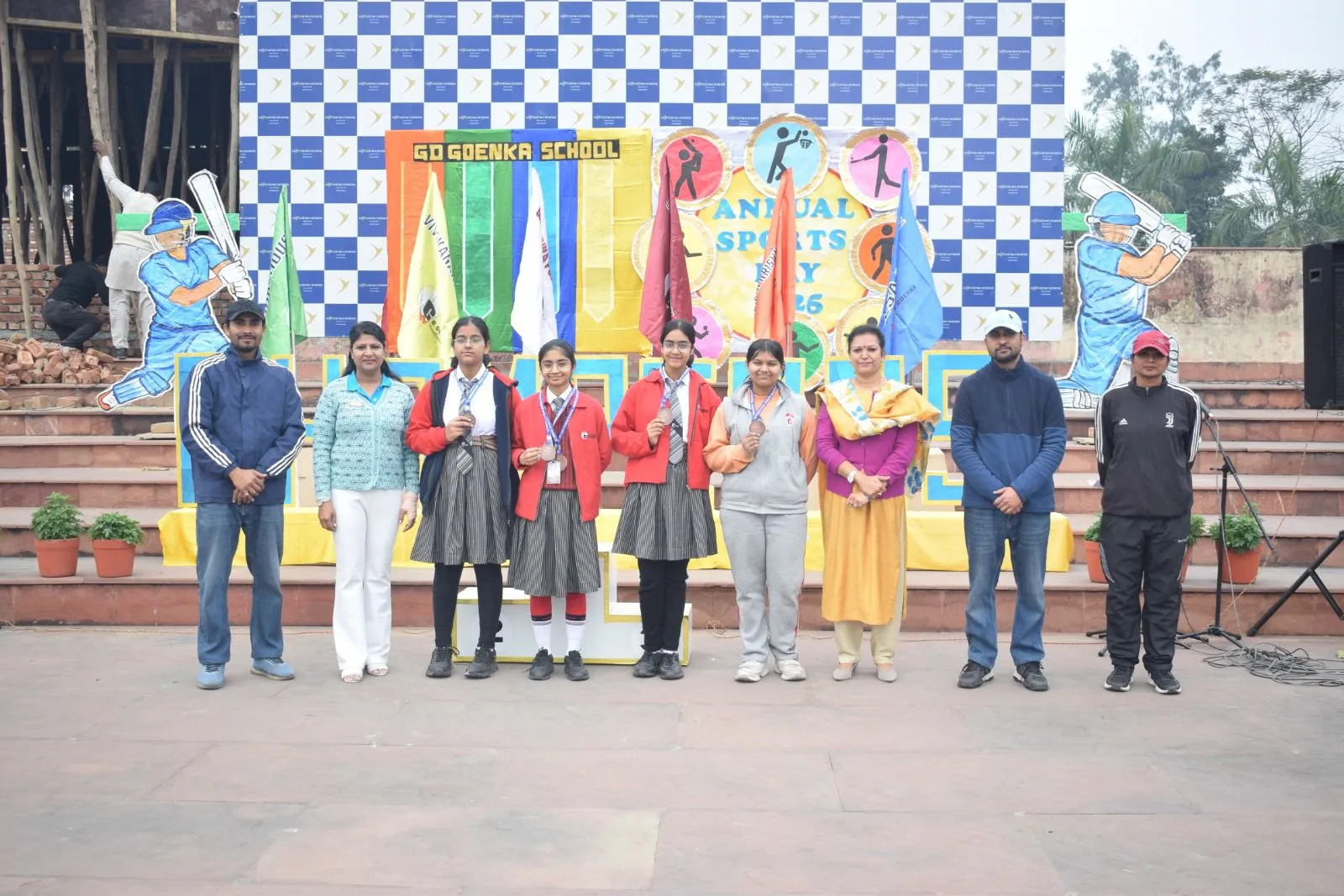 मुजफ्फरनगरः जी. डी. गोयनका पब्लिक स्कूल में खेल दिवस एवं शैक्षिक गतिविधियों में विजेताओं का सम्मान