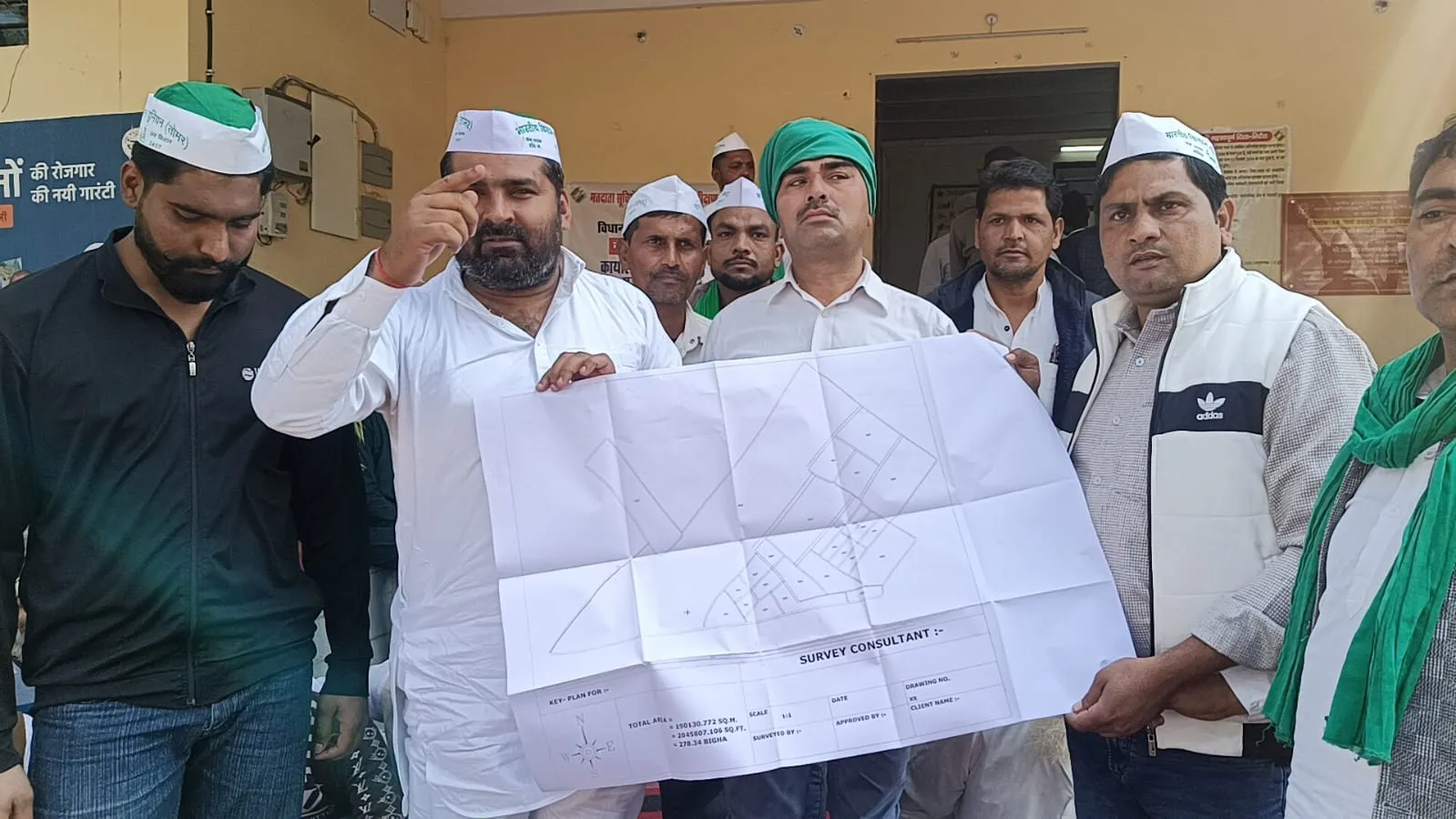 मुजफ्फरनगर: सुवाहेड़ी में कैम्पा कोला कंपनी के खिलाफ भाकियू तोमर का हल्लाबोल; उपजाऊ जमीन कब्जाने का आरोप