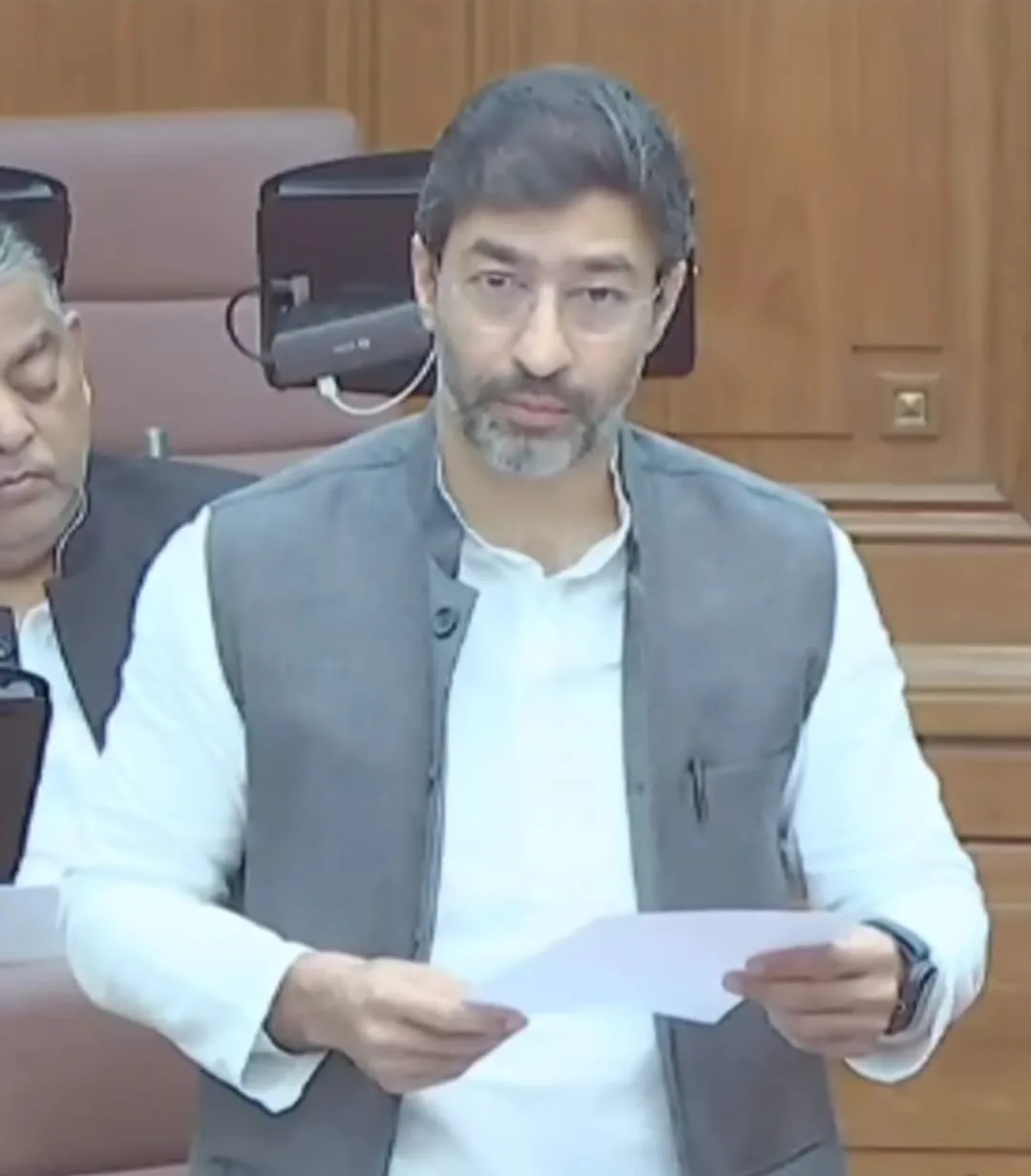 शामली में सड़क चौड़ीकरण का मुद्दा विधान परिषद में गूंजा, मोहित बेनीवाल ने उठाई सुदृढ़ीकरण की मांग