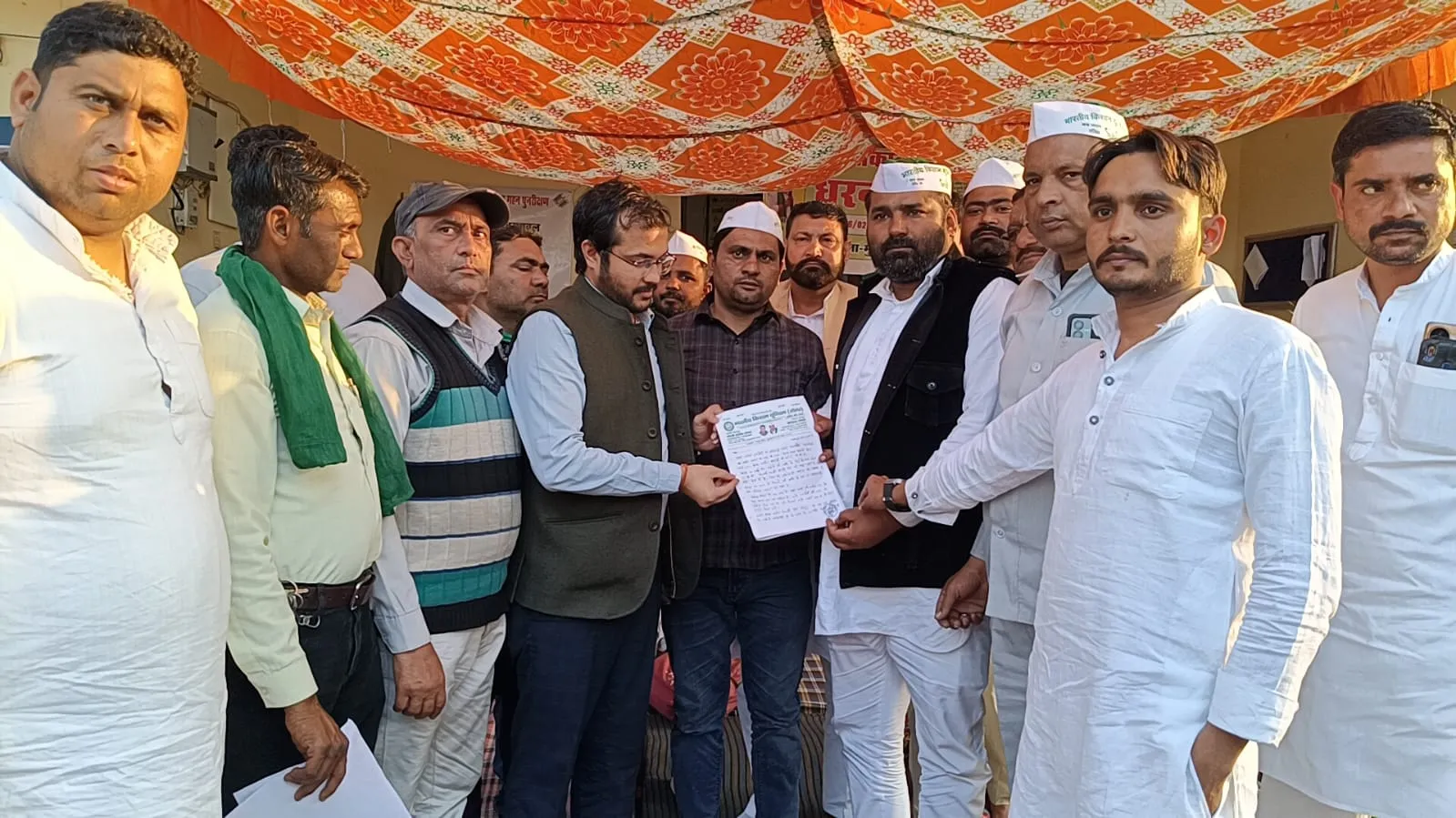 मुजफ्फरनगर: पांचवें दिन समाप्त हुआ भाकियू तोमर का धरना, एसडीएम के आश्वासन पर माने किसान