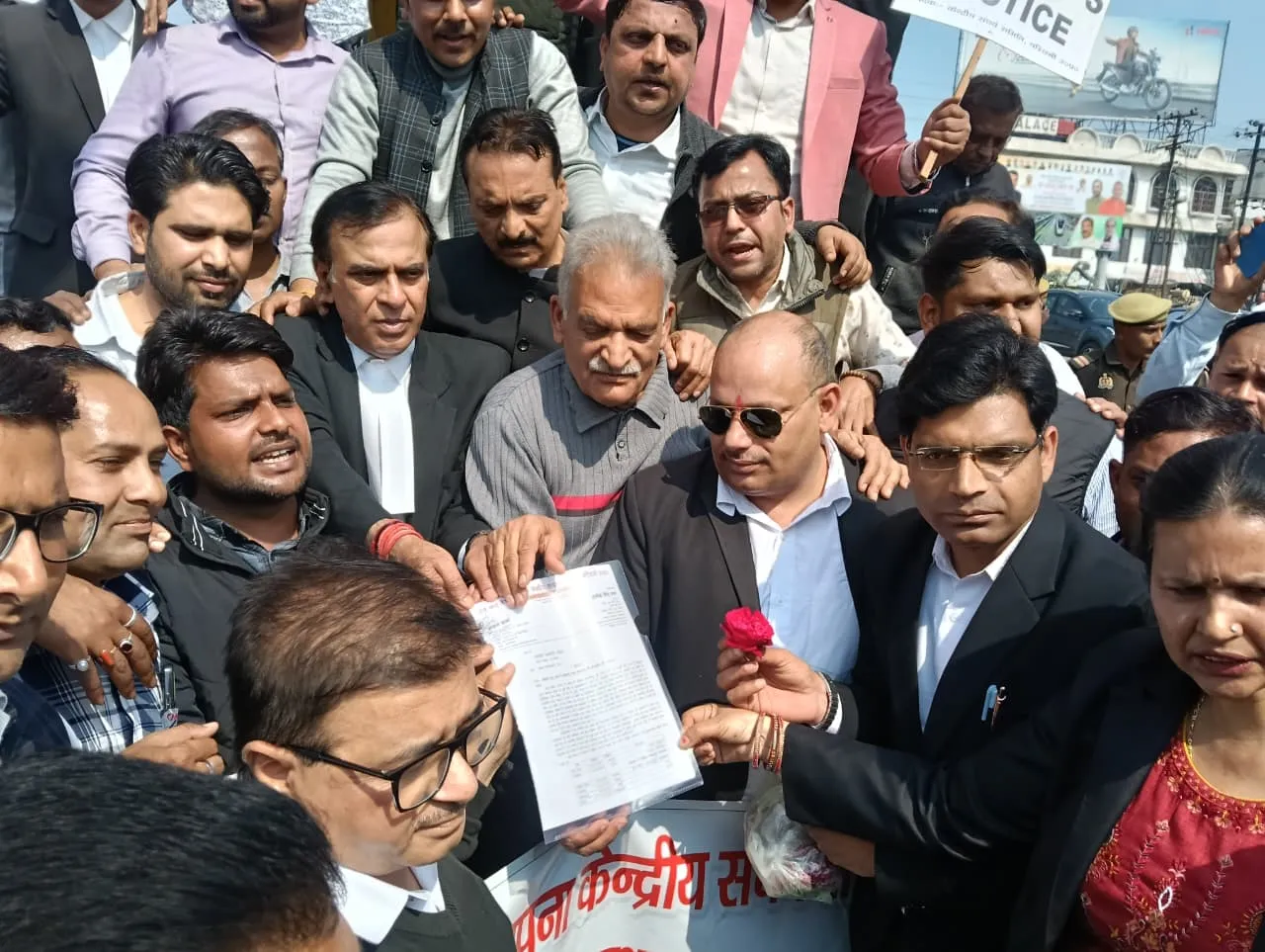 पश्चिमी उत्तर प्रदेश में हाईकोर्ट बेंच की मांग तेज: 22 जिलों की जनता 50 वर्षों से कर रही है आंदोलन