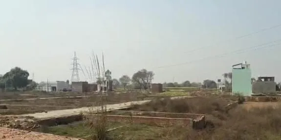 शामली में भू-माफियाओं का खुला खेल: सिंभालका रेलवे अंडरपास के पास बिना अनुमति बस रही अवैध कॉलोनियां, भोले-भाले लोगों को लूटने की साजिश!