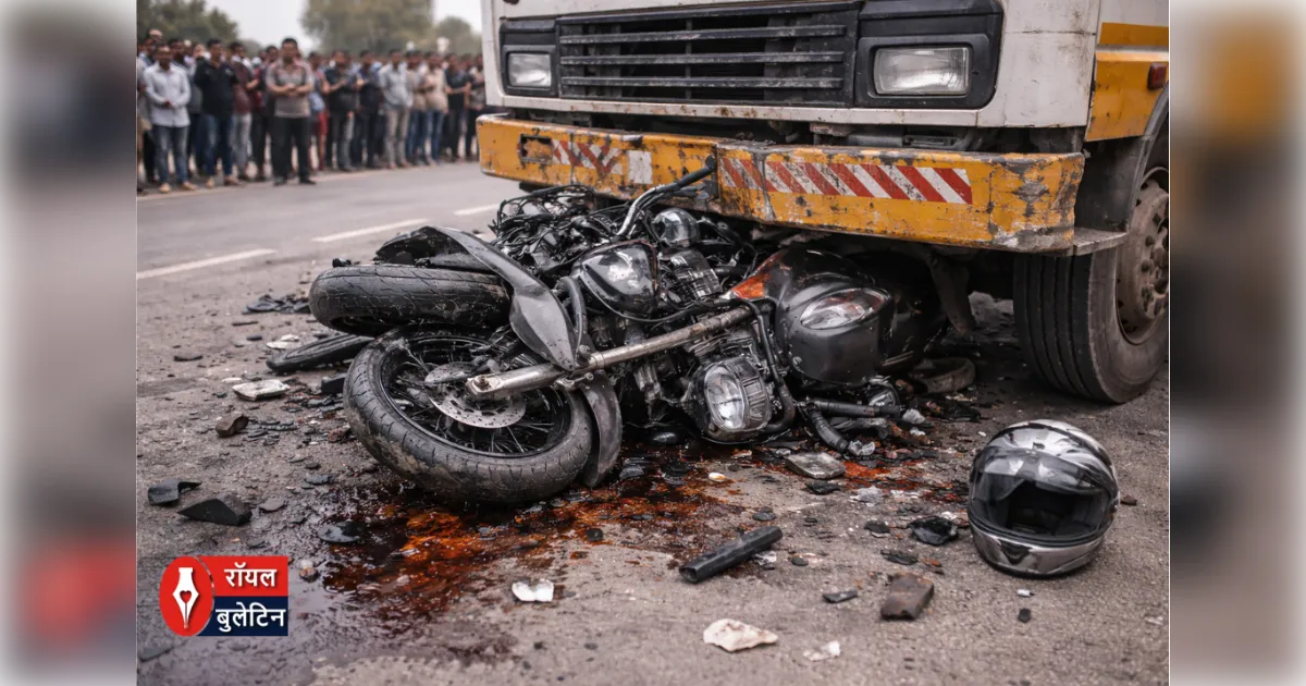 मेरठ: हाईवे पर डिवाइडर से टकराई कांवड़ियों की बाइक, हादसे में बेटे की दर्दनाक मौत, पिता गंभीर रूप से घायल