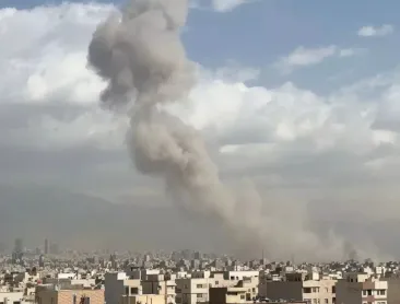 दुबई हवाई अड्डे के पास रहस्यमयी धमाकों की गूंज, सुरक्षा एजेंसियां सतर्क