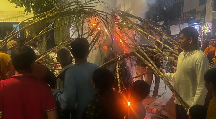 मुरादाबाद में श्रद्धा और उल्लास के साथ मनाया गया होलिका दहन पर्व