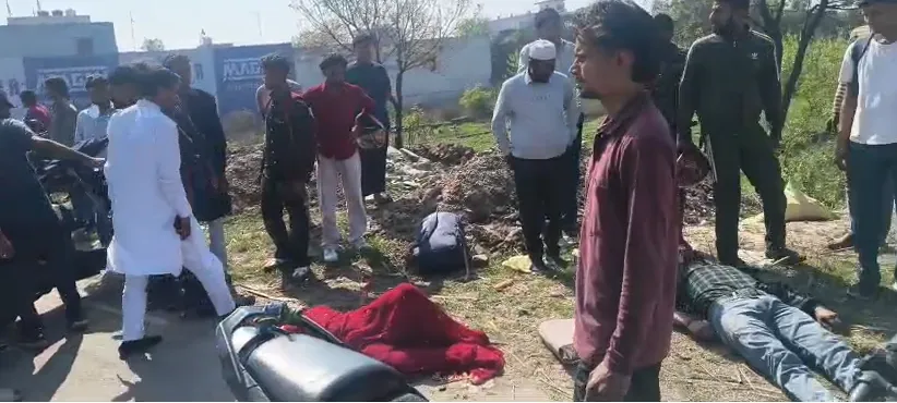 मुजफ्फरनगर: जागाहेड़ी टोल पर सांसद हरेंद्र मलिक ने पेश की इंसानियत की मिसाल, काफिला रुकवाकर घायलों को पहुंचाया अस्पताल