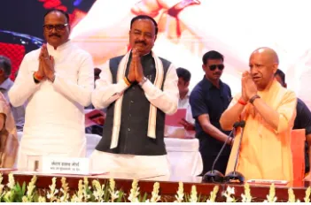 स्टेज पर मंत्री अनिल कुमार का नाम भूले डिप्टी CM, फिर हाथ जोड़कर मांगी माफी