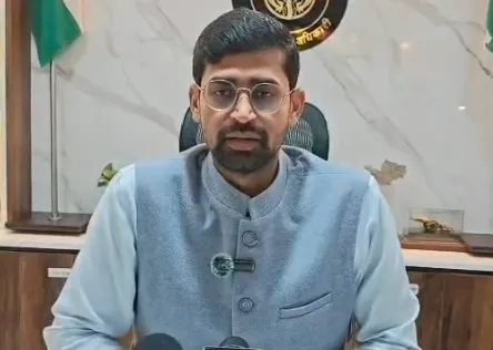 गाजियाबाद: भीषण गर्मी के बीच 'पीएम सूर्य घर योजना' बनी राहत, 5000 घरों में लगे सोलर पैनल