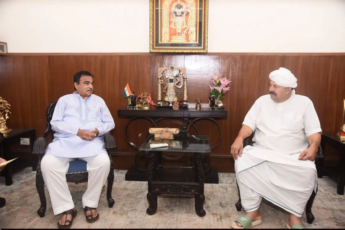 दिल्ली-देहरादून कॉरिडोर पर कट के लिए गडकरी से मिले नरेश टिकैत, दोघट क्षेत्र को मिलेगी नई रफ्तार