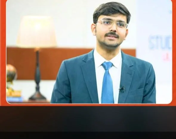 UPSC 2025: अम्बेडकर नगर के पुरु दुबे ने मारी बाजी, पाई शानदार रैंक