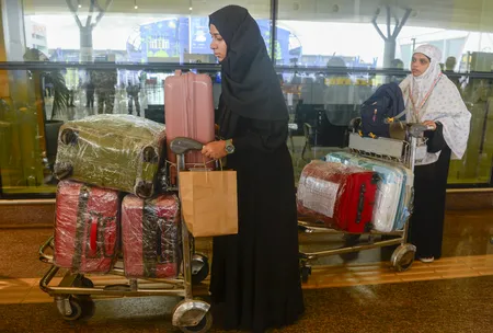 पश्चिम एशिया और खाड़ी क्षेत्र में ईरान के हमले जारी, अब तक 52,000 भारतीय वापस लौटे 