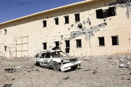 अफगानिस्तान ने बगराम एयरबेस पर नाकाम की पाक‍िस्‍तान की साजिश, हवाई हमलों का द‍िया करारा जवाब