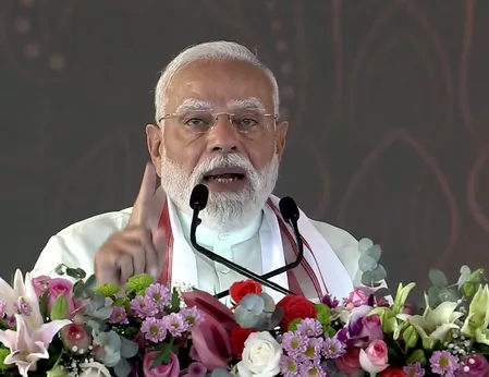 पुडुचेरी को बड़ी सौगात, पीएम मोदी ने किया 2,700 करोड़ रुपए की विकास परियोजनाओं का शुभारंभ 