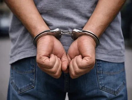 देश के 50 जगहों को बम से उड़ाने की धमकी देने वाला आरोपी पश्चिम बंगाल से गिरफ्तार 