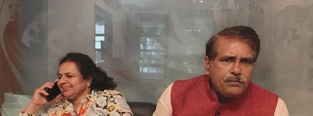 यूपीएससी परीक्षा में तीसरी रैंक लाने वाले एकांश ढुल के पिता बोले-बेटे ने इतिहास रचा