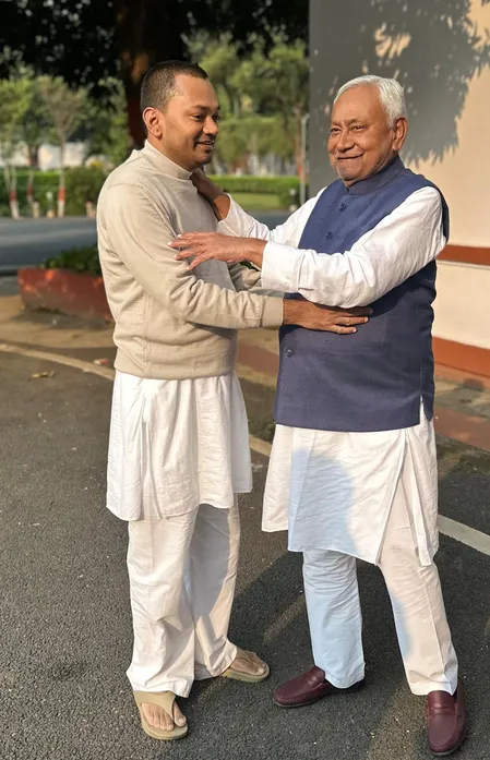बिहार की राजनीति में बड़ा बदलाव: नीतीश कुमार के बेटे निशांत कुमार कल JDU में होंगे शामिल, कार्यकर्ताओं में खुशी की लहर