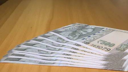 अंतरराष्ट्रीय महिला दिवस: केवल महिलाओं के लिए हैं ये सरकारी योजनाएं, मिलता है 8.2 प्रतिशत तक का ब्याज