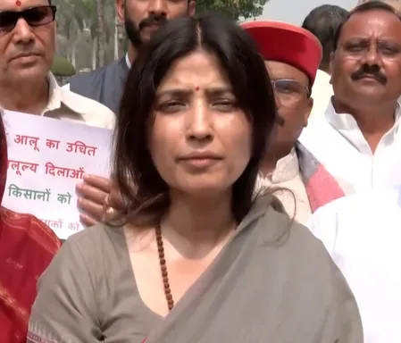 संसद में हंगामे के बीच विपक्ष का सरकार पर हमला, किसानों व अंतरराष्ट्रीय हालात पर चर्चा की मांग