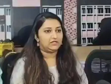 महाराष्ट्र : पहलगाम आतंकी हमले में शहीद संतोष जगदाले की बेटी आसावरी को सरकारी नौकरी, सीएम फडणवीस ने दी बधाई 