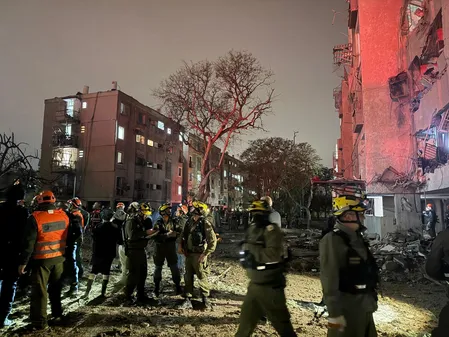 इजरायल के न्यूक्लियर सिटी अराद और डिमोना पर ईरान का बड़ा मिसाइल हमला, 100 से ज्यादा घायल, 11 की हालत गंभीर 