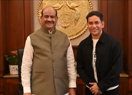 निरहुआ ने लोकसभा अध्यक्ष ओम बिरला से की मुलाकात, इंस्टाग्राम पर साझा किया खास अनुभव; तस्वीरें वायरल