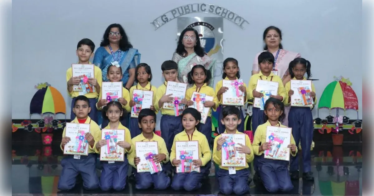 मुजफ्फरनगर: एमजी पब्लिक स्कूल में नन्हे मुन्नों की 'ग्रेजुएशन सेरेमनी का आयोजन 