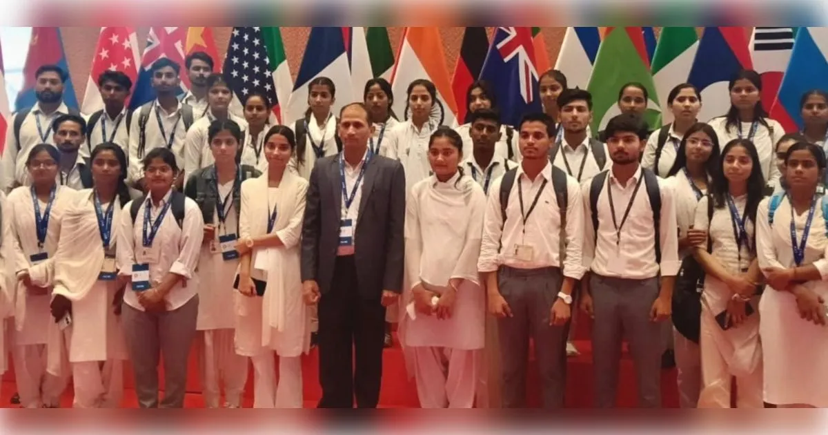 मुजफ्फरनगर: बुढ़ाना डीएवी महाविद्यालय के विद्यार्थियों ने अंतरराष्ट्रीय शैक्षिक कॉन्क्लेव का अनुभव 