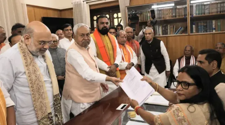 बिहार में 'नीतीश युग' का समापन: मुख्यमंत्री ने राज्यसभा के लिए भरा नामांकन