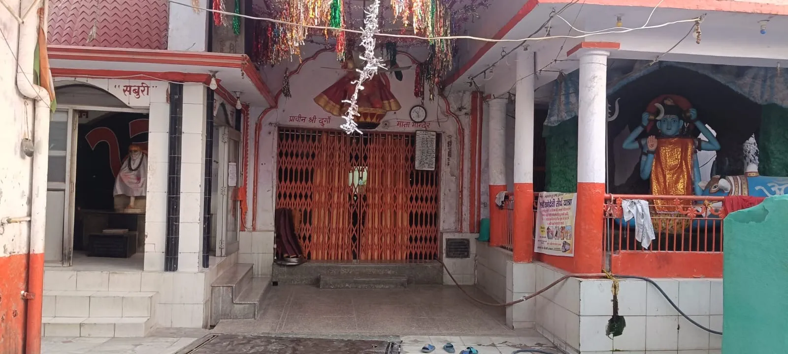 साल का पहला चंद्र ग्रहण: ग्रहण के दौरान बंद रहे मुरादाबाद में मंदिरों के कपाट