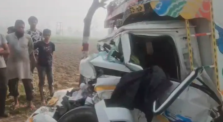 सहारनपुर: ट्रक और पिकअप की भिड़ंत में एक की मौत, दो गंभीर रूप से घायल