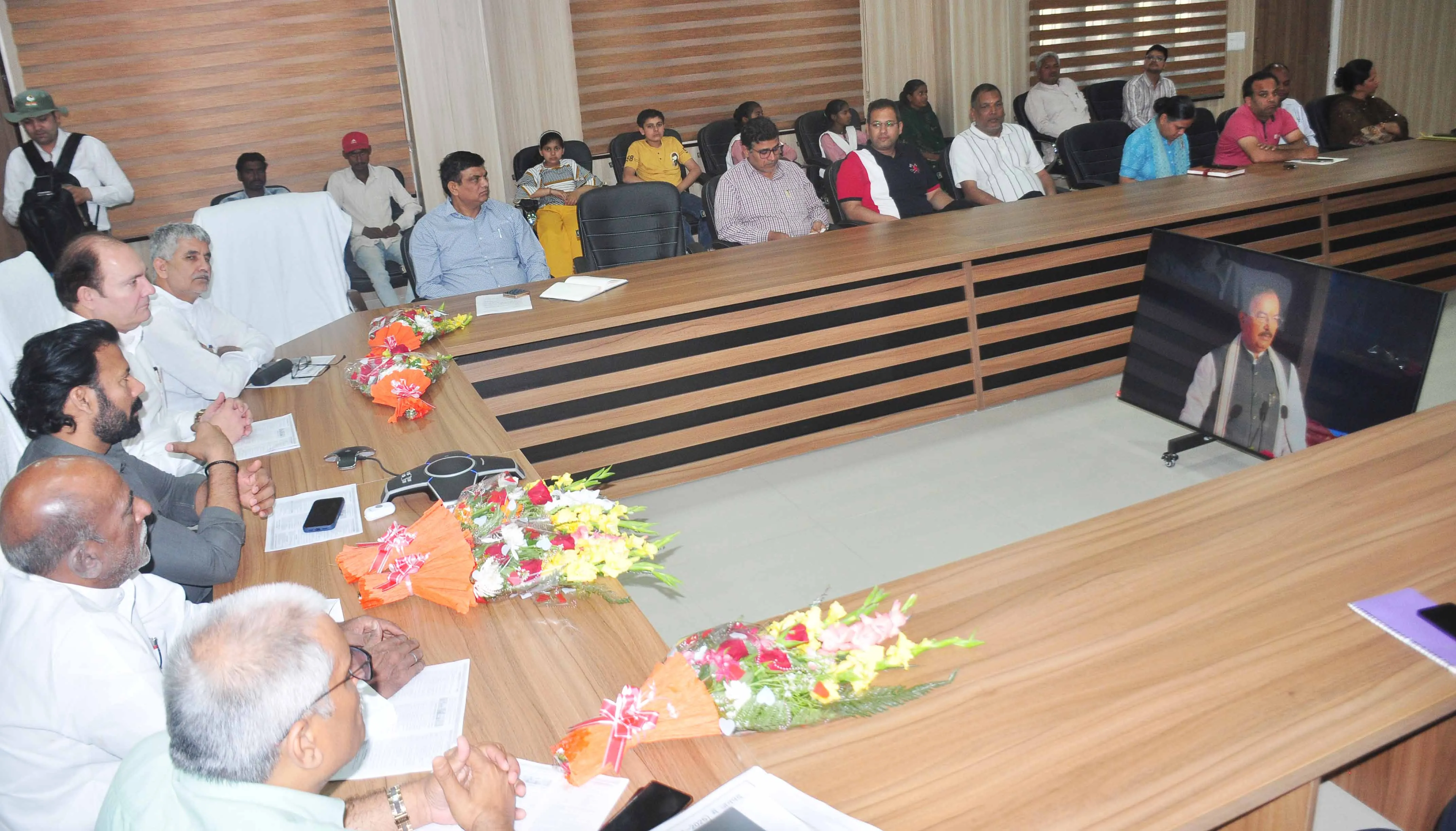 शामली: उत्तर प्रदेश के 9 वर्ष विकास और समृद्धि का विमोचन कार्यक्रम