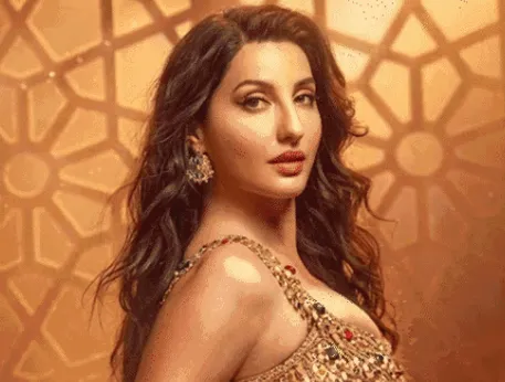 नोरा फतेही के खिलाफ फतवा: 'सरके चुनर' गाने पर बढ़ा विवाद, अलीगढ़ के मुफ्ती ने बताया 'गुनाह-ए-कबीरा'