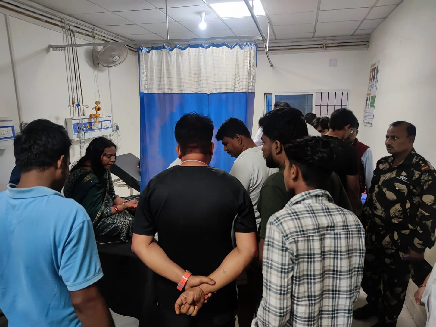 सीवान में डॉक्टर दम्पति पर हमला,पथराव के आधे घंटे बाद तक नहीं पहुंची पुलिस