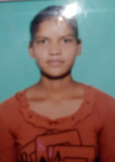 छात्रा की संदिग्ध मौत: बिस्तर पर मिला शव, युवक पर लगा हत्या का संगीन आरोप; पुलिस जांच में जुटी